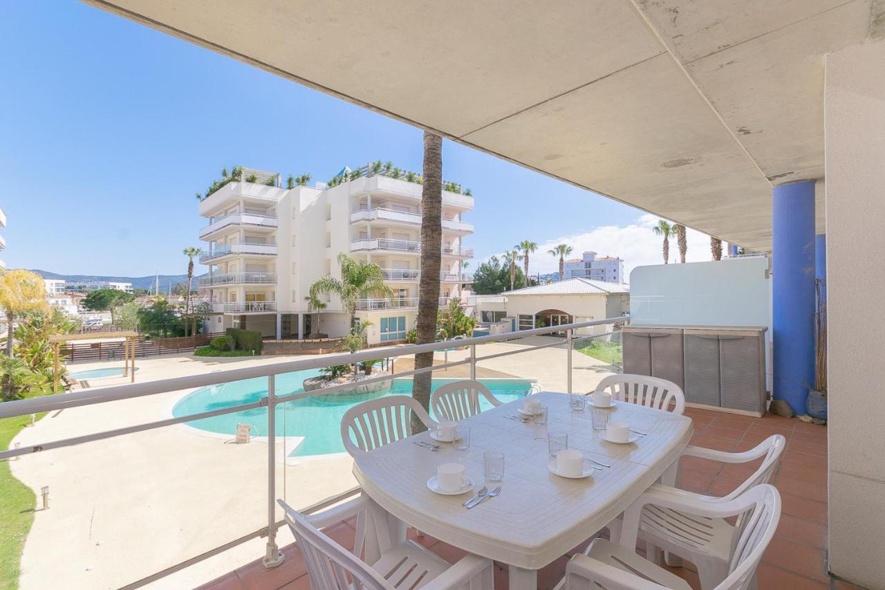 Apartamento Vista Canal Apartment Roses Exterior photo